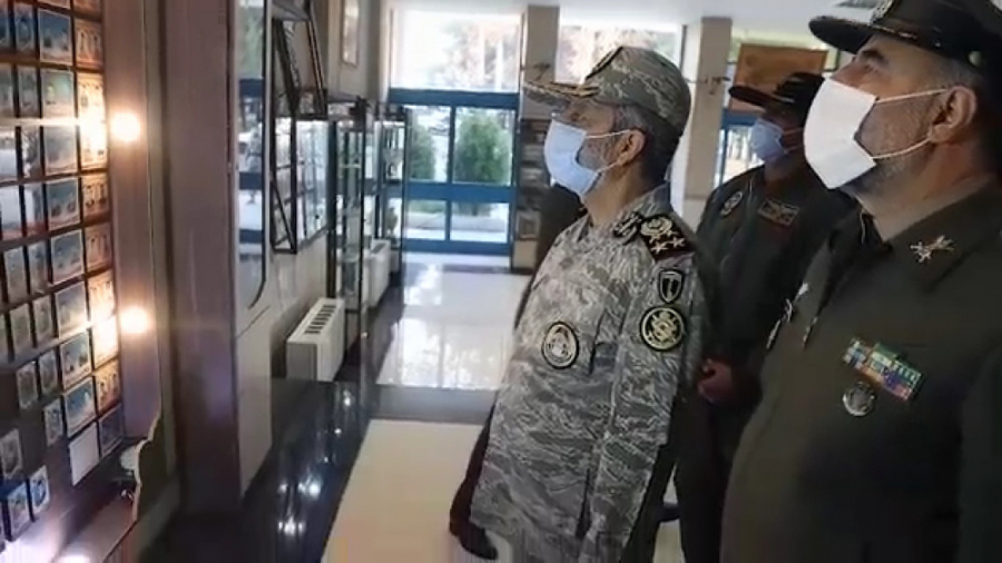 بازدید فرمانده کل ارتش از ستاد...