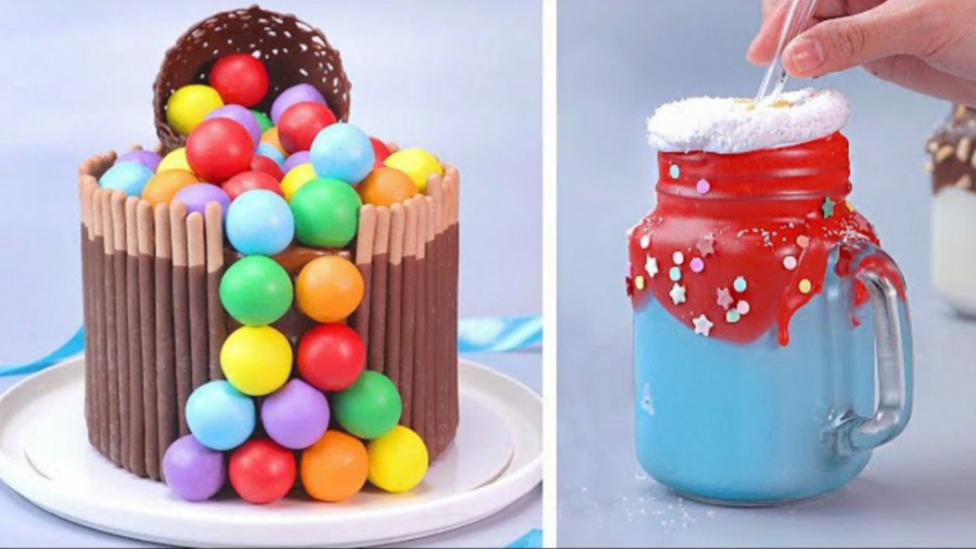 دستور تهیه کیک های شکلاتی رنگی...