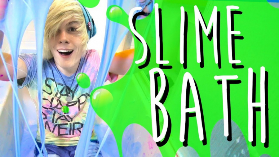 چالش اسلایم در وان حمام