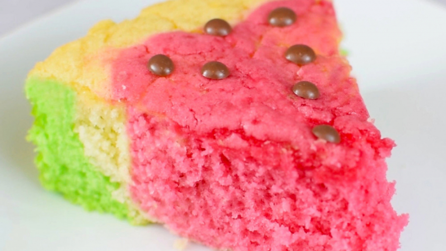 آموزش یک کیک آسان برای شب یلدا