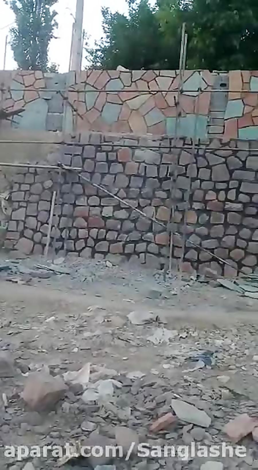 اجرای دیوار باغ با سنگ مالون و...