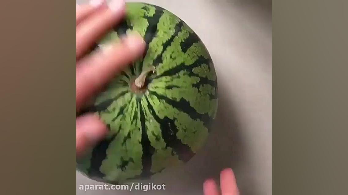 تزیین هندوانه شب یلدا برای بچه...