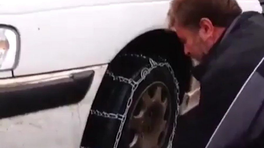 آموزش بستن زنجیر چرخ خودرو