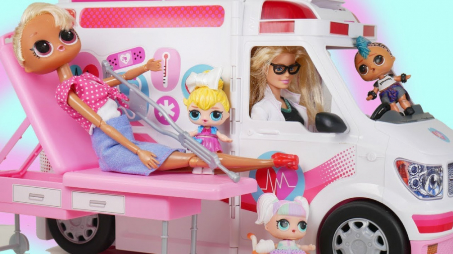 Lol surprise deals dolls ambulance