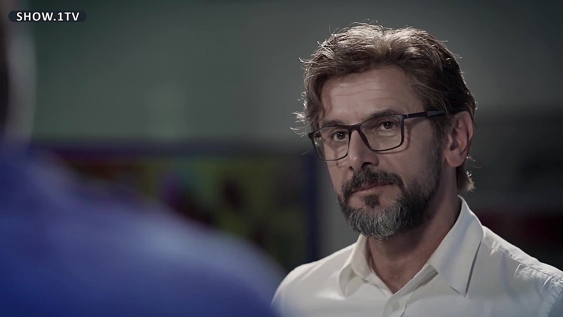 همه رو میشه با پول خرید  (آقاز...