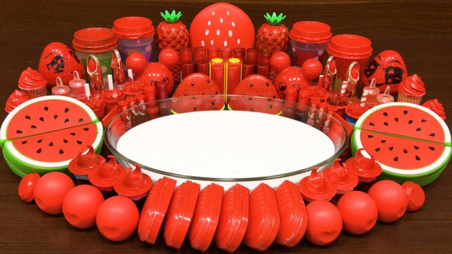 مخلوط لوازم آرایشی اکلیلی در ا...