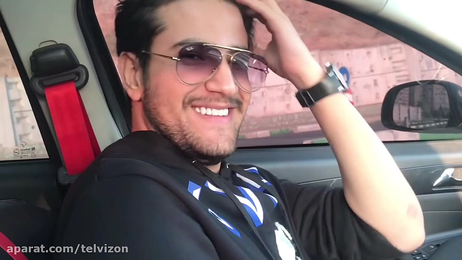 دوربین مخفی  ازدواج در خیابان...