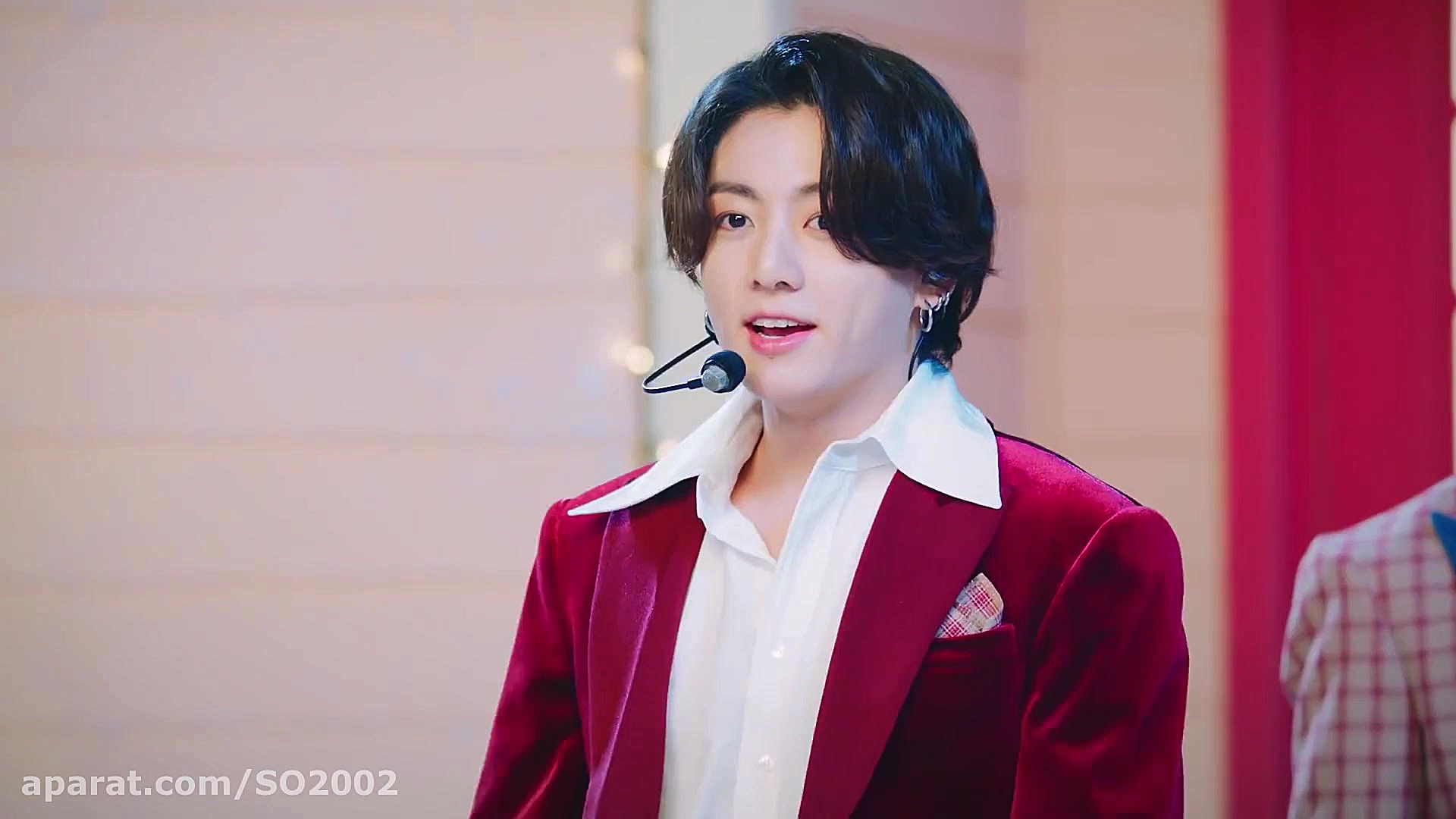 اجرای زنده ی Dynamite از BTS د...