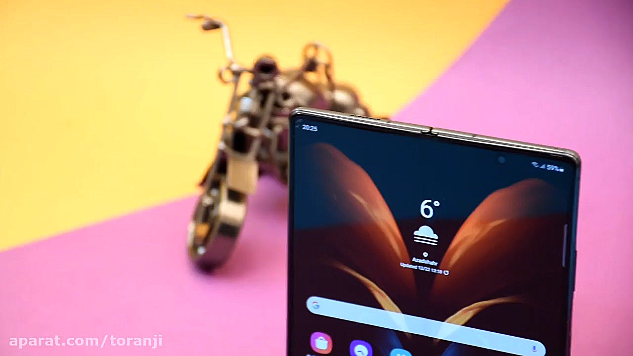 نخستین نگاه به گلکسی زد فولد ۲...