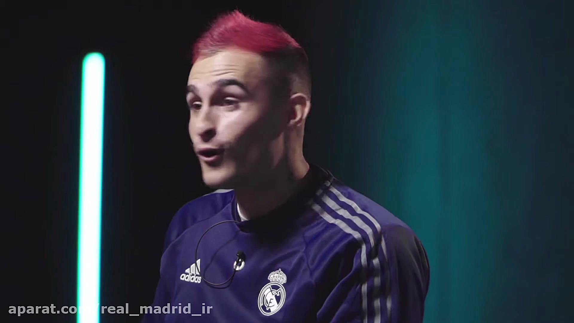 فیفا بازی کردن بامزه بازیکنان...