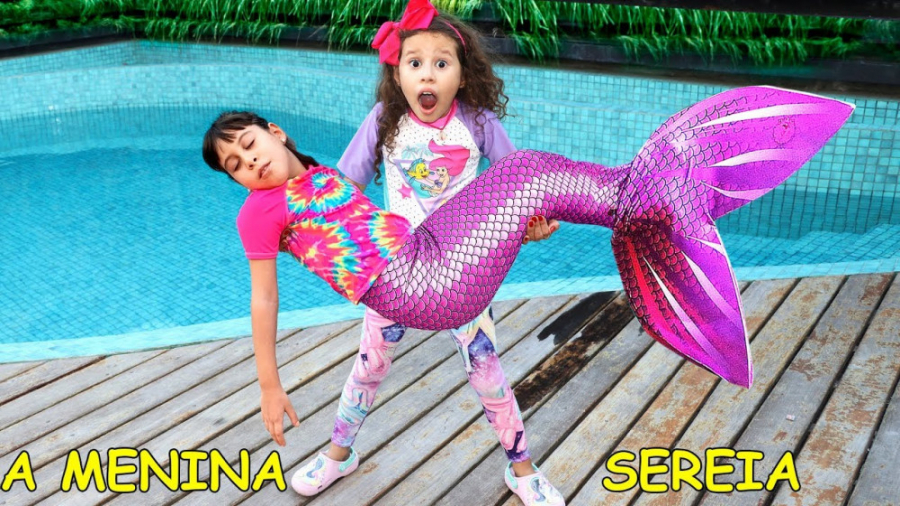 نمایش پری دریایی  تبدیل شدن بچ...