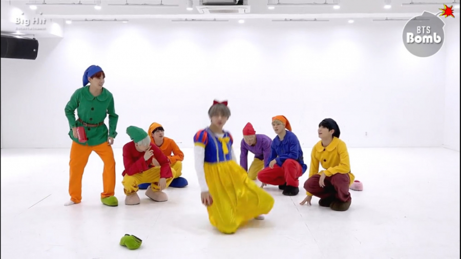 وقتی تهیونگ سفیدبرفی میشه و بق...