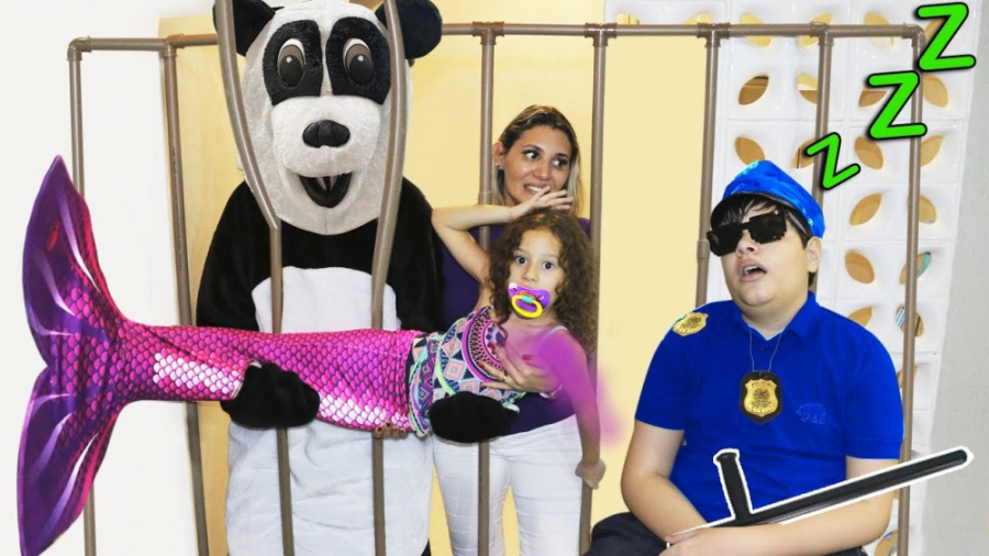 نمایش پری دریایی  فرار از زندا...