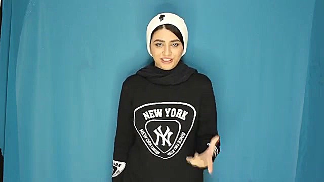 سرنا امینی  بدتر از استیکر اشت...