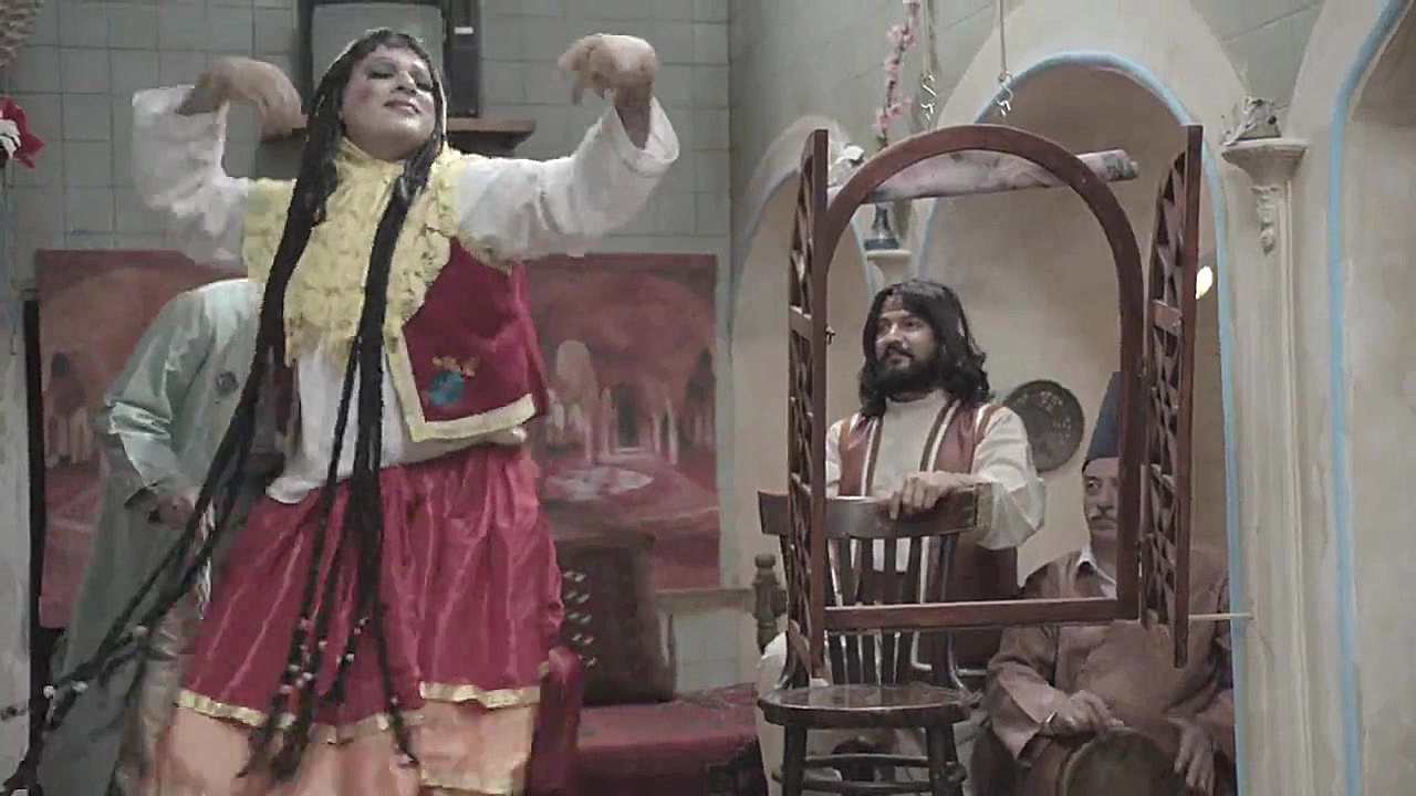 بازی زیبای حمیدرضا آذرنگ در سر...