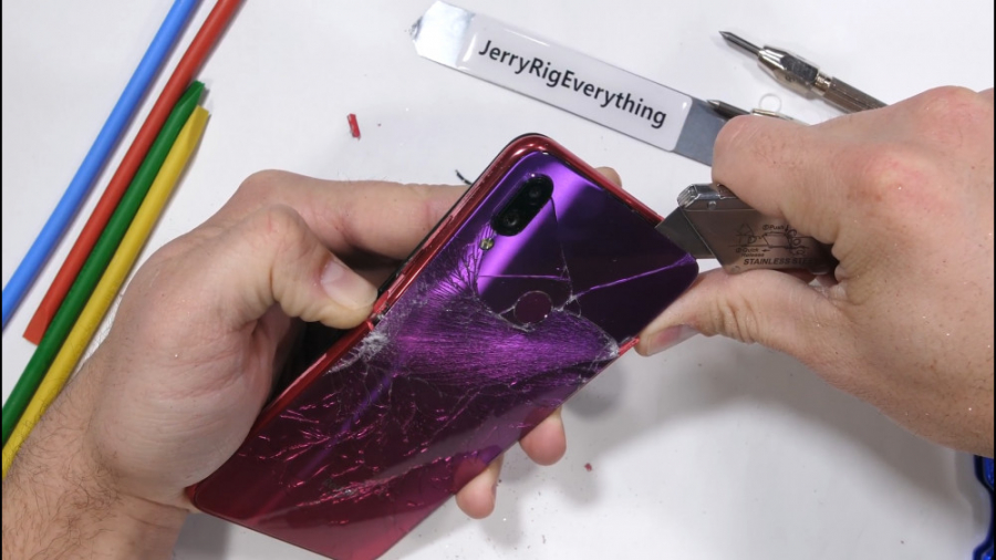 تست مقاومت شیائومی ردمی نوت 7...