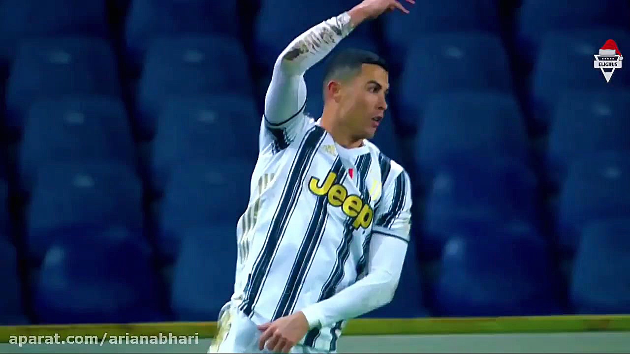 من کریستیانو رونالدو هستم