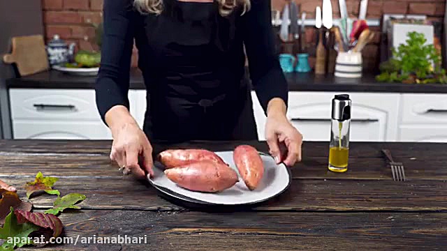 طرز تهیه خوراک سیب زمینی شیرین