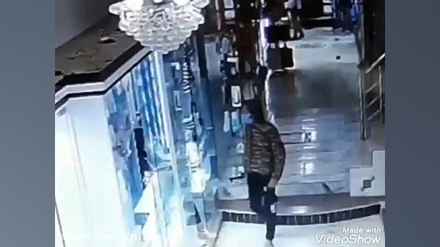 سرقت گوشی موبایل مثل آب خوردن!