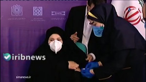 لحظه نخستین تزریق انسانی واکسن...