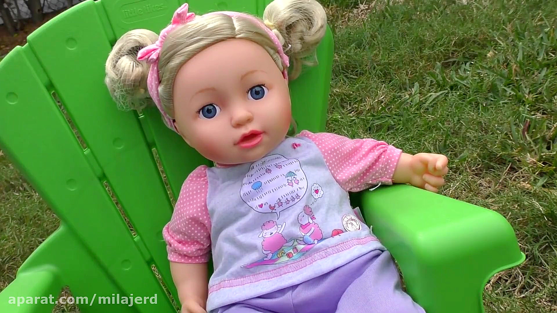 دیانا و روما  دیانا با عروسک ه...