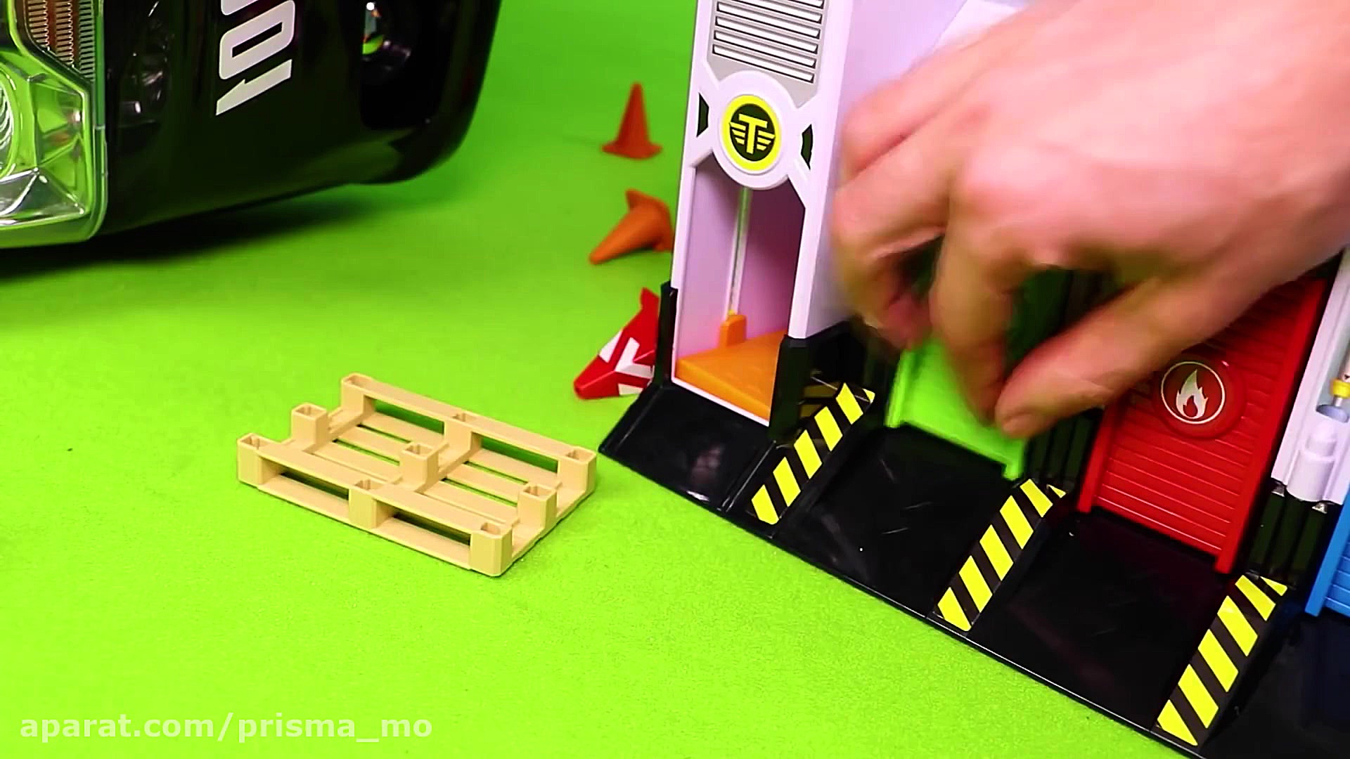 ماشین بازی  اسباب بازی  ماشین...