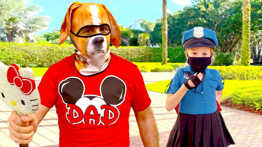 ناستیا به عنوان یک پلیس به پدر...