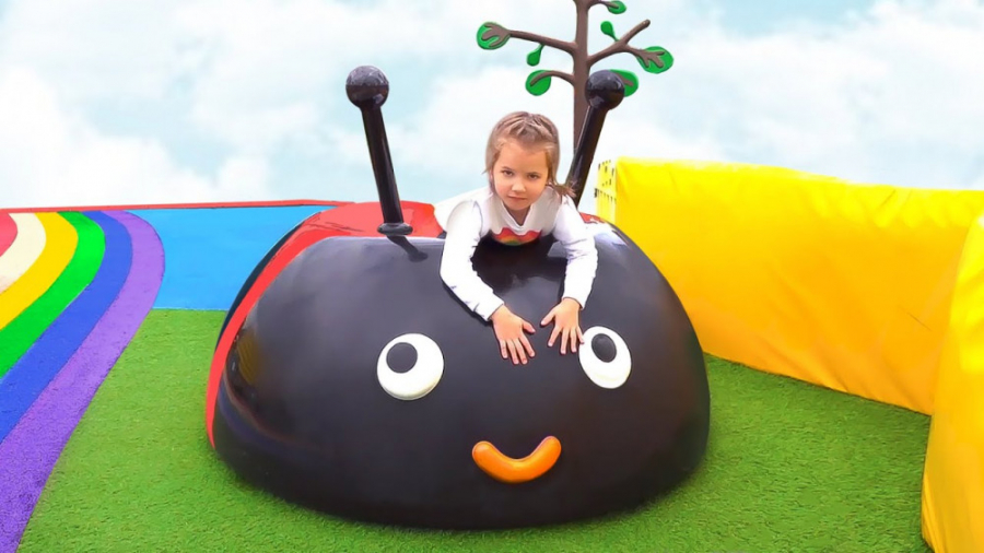 کتی و مکس در دنیای اسباب بازی...