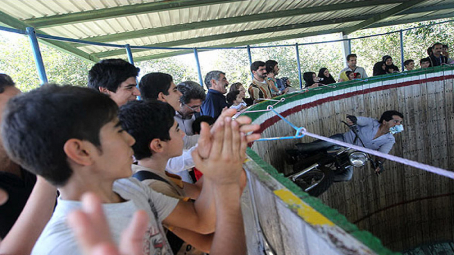 موتورسواری فوق العاده زیبا در...