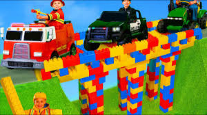 بچه ها ساختن پل را یاد می گیرن...