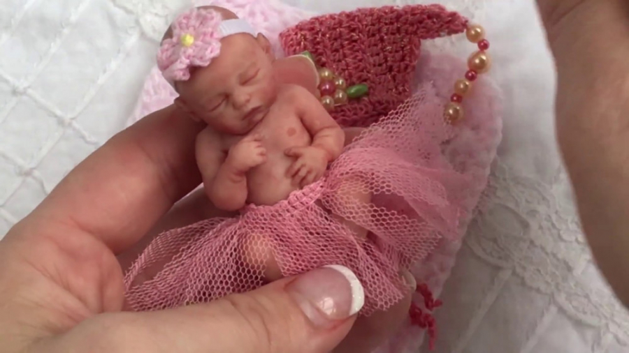 حمام و لباس برای نوزاد عروسکی...