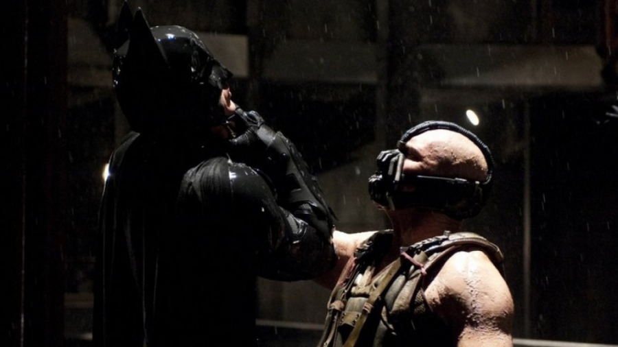 سکانس مبارزه بتمن و بین در فیل...