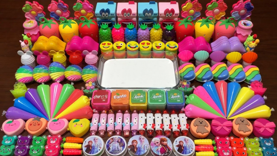 مخلوط مجموعه اسلایمهای رنگی و...