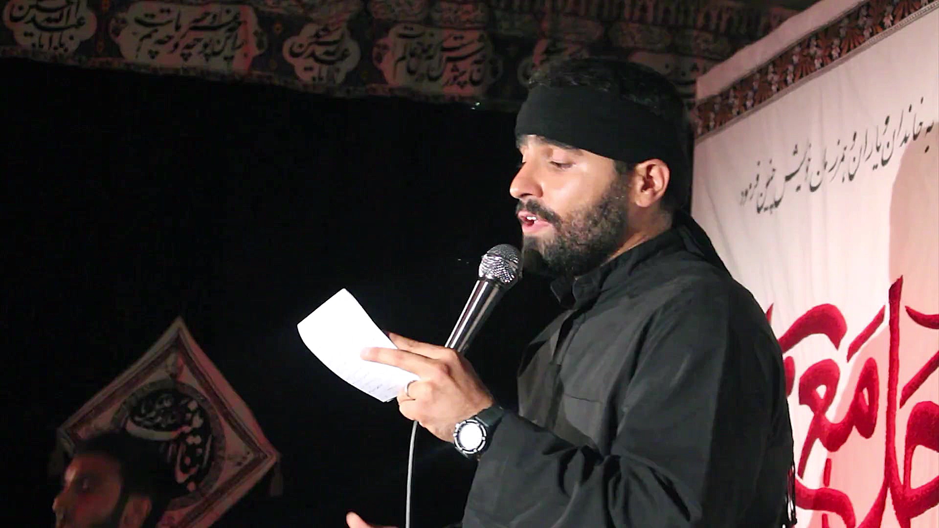 تا وقتی تو سایه کرم هستم ، کرب...