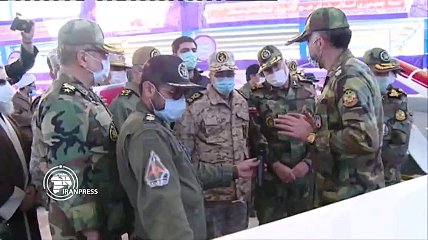 اقتدار پهپادی ارتش با نمایش صد...