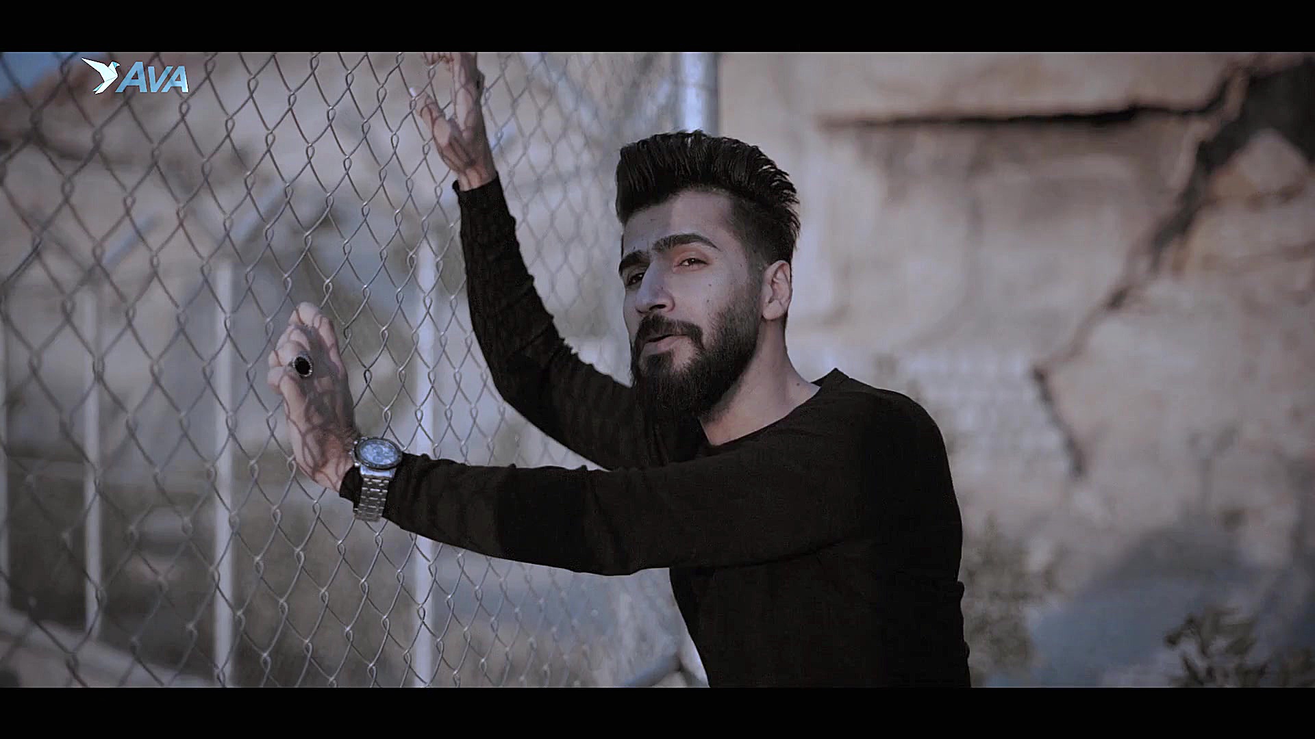 غمگین ترین موزیک ویدیو پاپ لری...