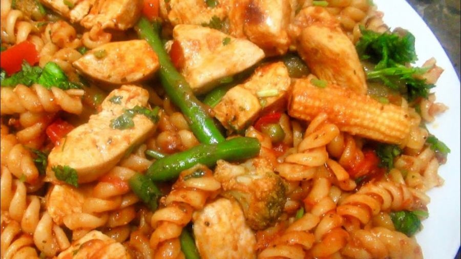 طرز تهیه پاستا مرغ و سبزیجات::...