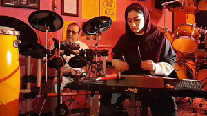 دونوازی درامز و سنتور