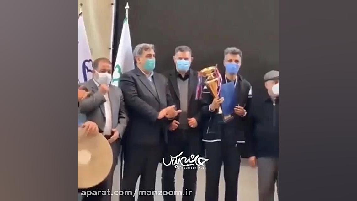 فردوسی‌پور: جایزه زیاد گرفته‌ا...