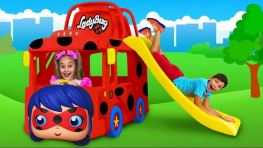 ماجراهای ساشا : ساشا ابر قهرما...