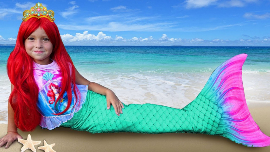 نمایش پری دریایی   و پرنسس اری...