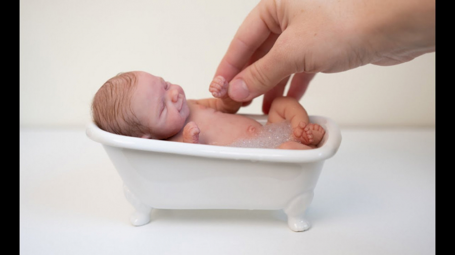 حمام کردن و شیر دادن به نوزاد...