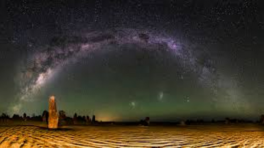 تایم لپسی دیگر از عبور کهکشان...