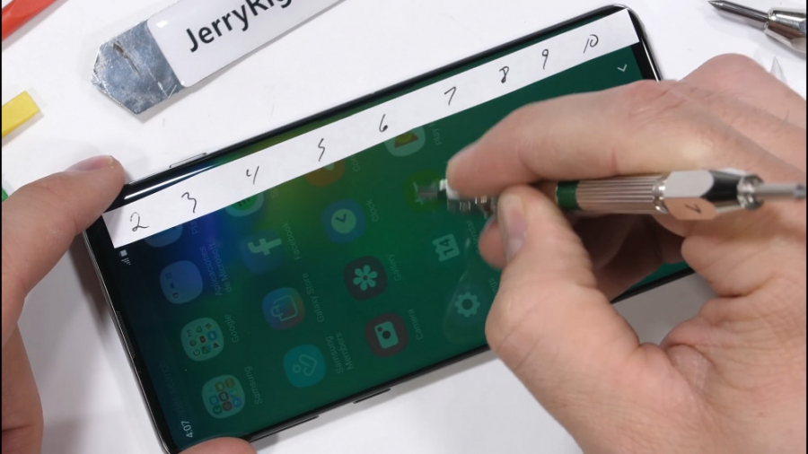 تست مقاومت گلکسی S10 سامسونگ (...