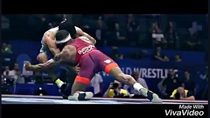 زیر های جذاب از جردن باروز