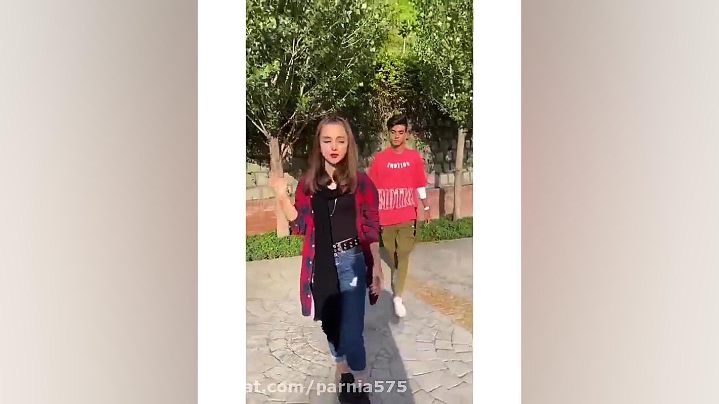 بیچاره نیکا ترسید خخخخخ.....