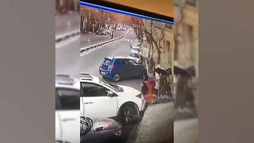 کیف قاپی از بانوان