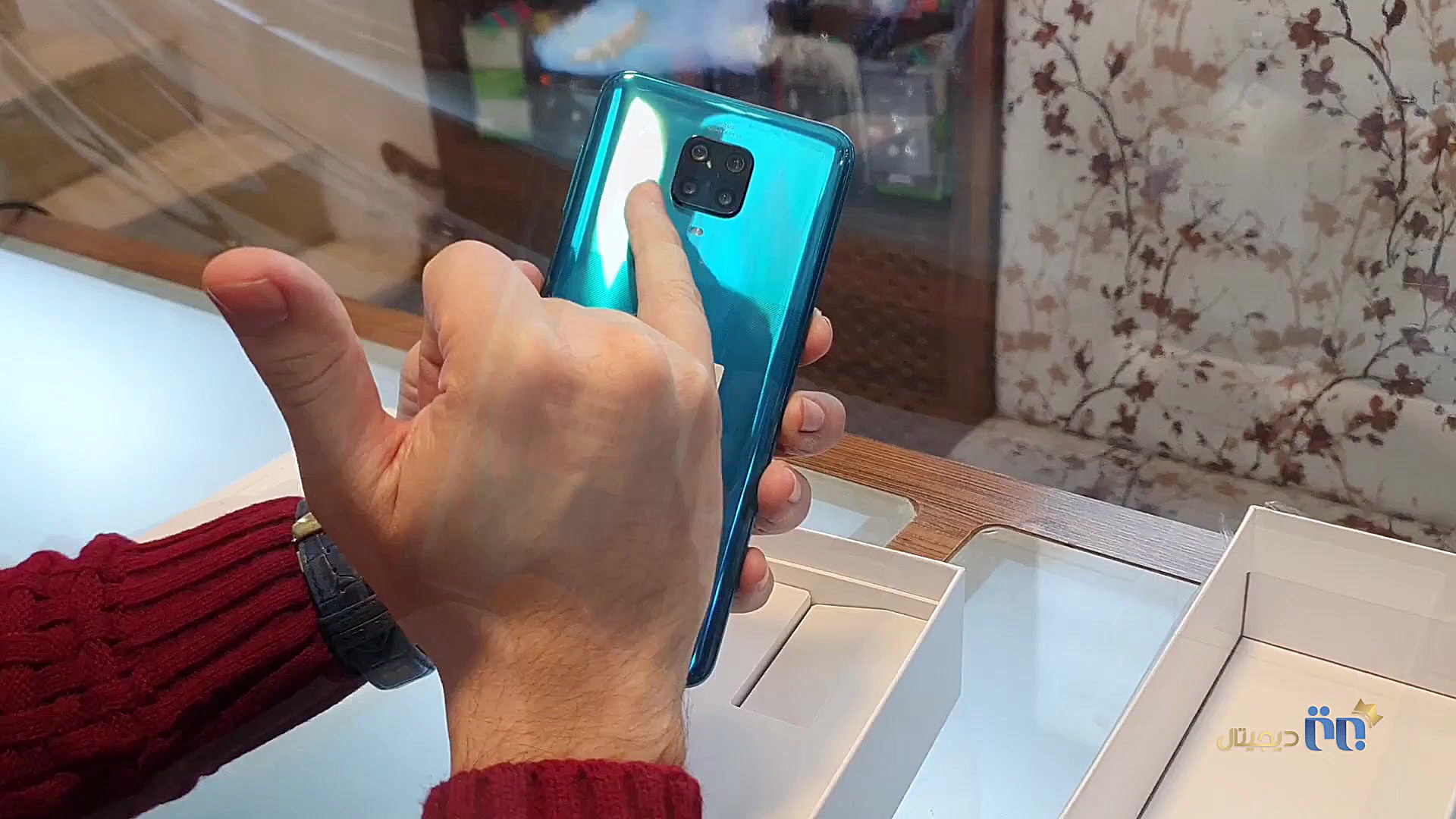 ویدئوی بررسی و آنباکس گوشی شیا...