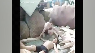 کشتی کج بچه ها خیلی قشنگه