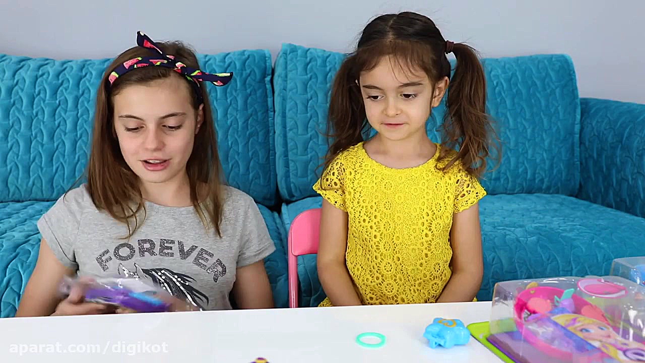 امیلی و آبجی  جعبه گشایی عروسک...